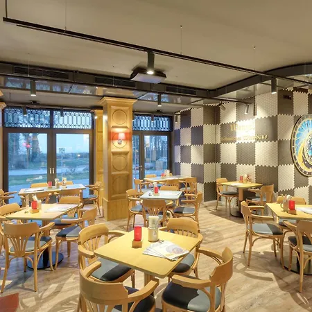 Baltischer Hof 55 بولتينهاجين
